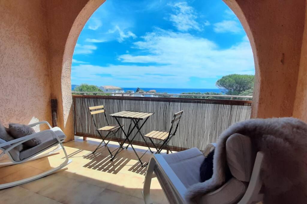 Charmant Appartement Vue Mer A 100M De La Plage. Saint Aygulf Buitenkant foto